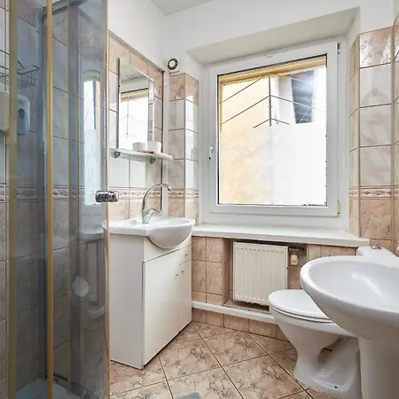 P7 公寓式酒店 Dzierżoniów